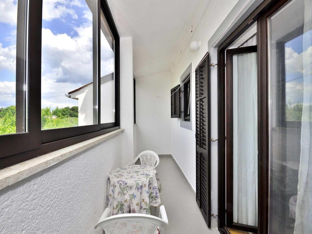 Apartments Mira 645 Porec Room photo