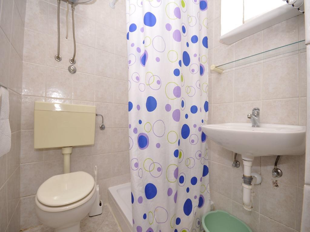 Apartments Mira 645 Porec Room photo