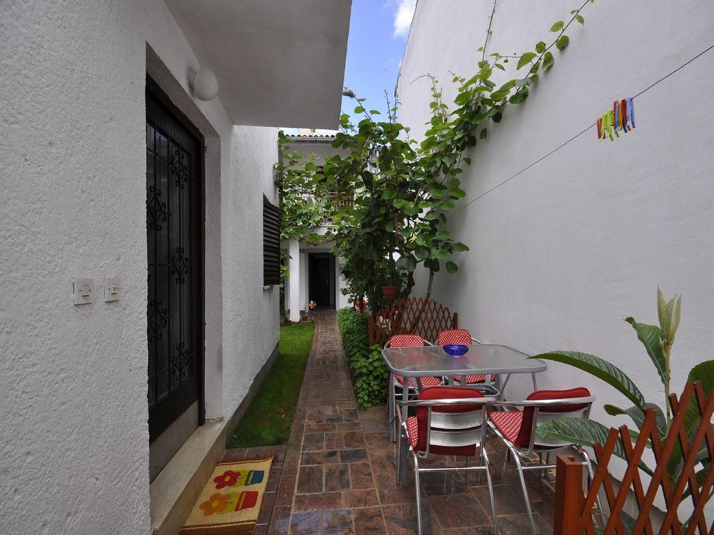 Apartments Mira 645 Porec Room photo